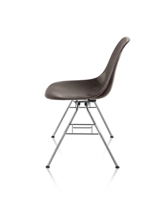Eames Moulded Fiberglass Chair Stackable, Herman Miller stackable chair, Eames Fiberglass Stackable chair, Eames Fiberglass ganging chair 