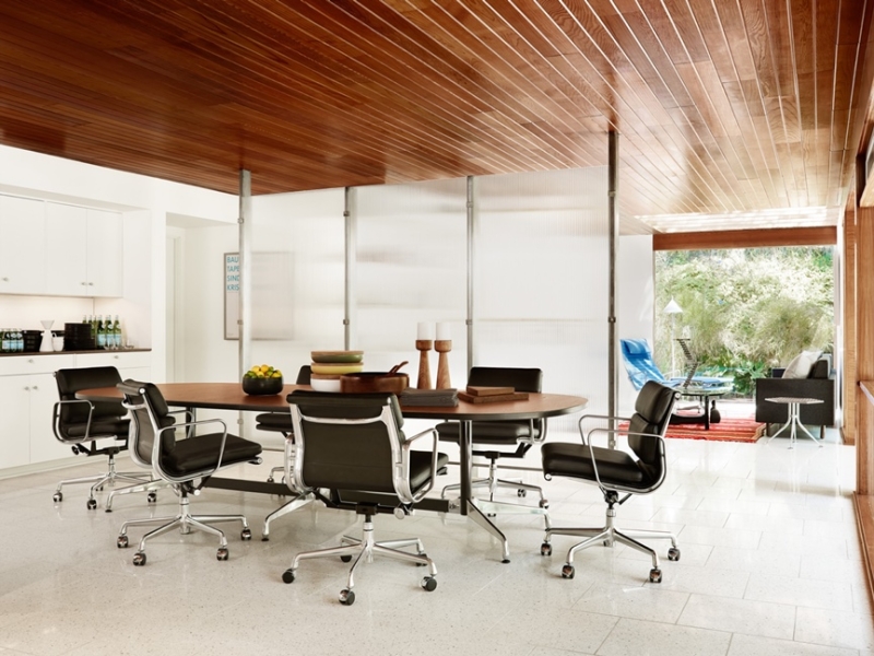 Eames Tables designed by Ray and Charles Eames for Herman Miller, Herman Miller Eames Table